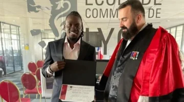 إنجاز أكاديمي.. بيرتراند تراوري يحصد درجة البكالوريوس في إدارة الأعمال بموازاة تألقه الكروي